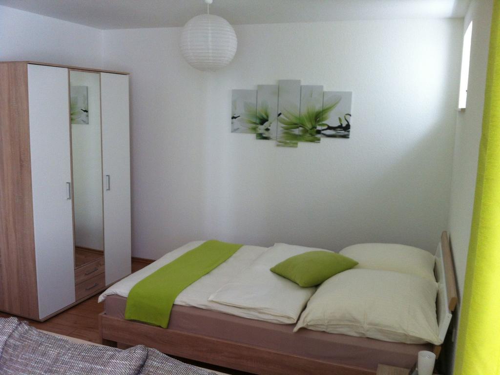 Ferienwohnung Heike Dettingen an der Erms Phòng bức ảnh